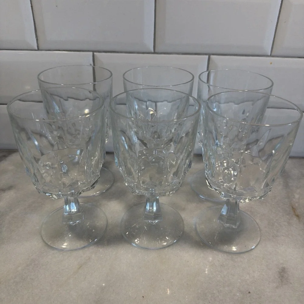 Set of 6 Vintage Arcoroc France Stemmed Crystal Wine Glasses